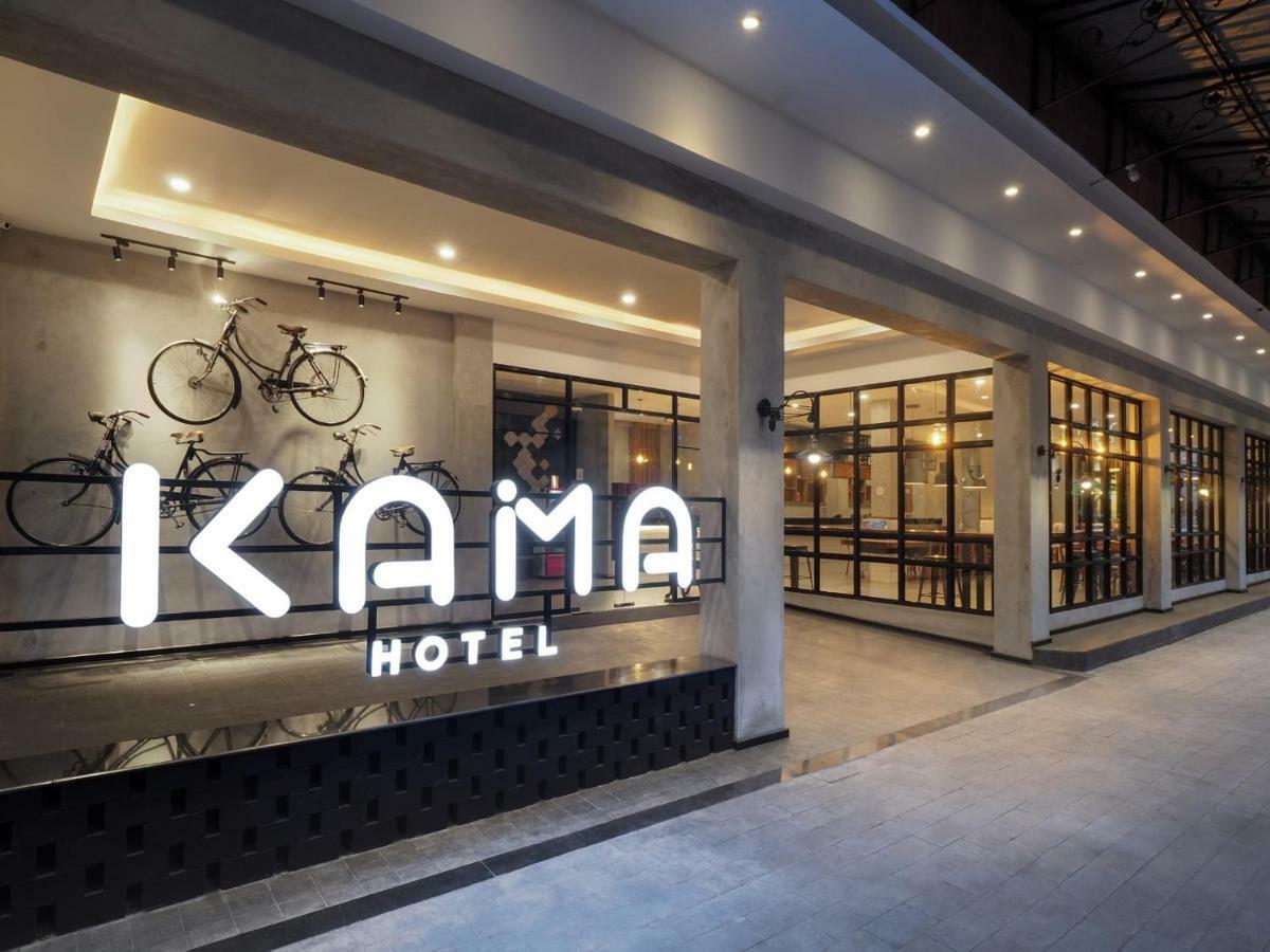 Kama Hotel Medan Exterior foto